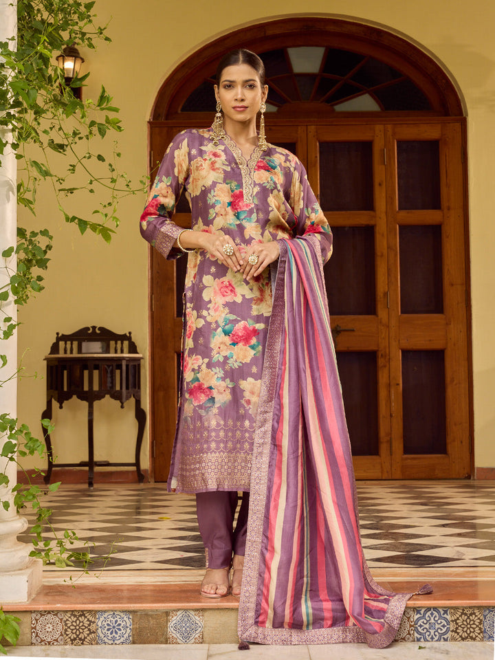 Banarasi Embroidery Kurta With Pants &amp; Dupatta