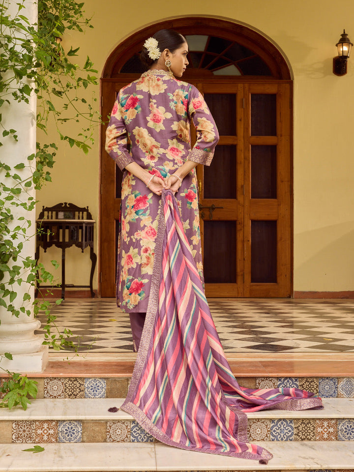 Banarasi Embroidery Kurta With Pants &amp; Dupatta