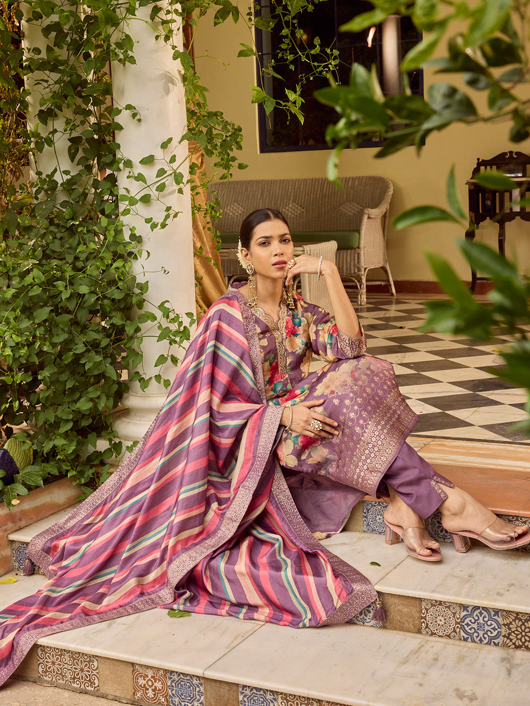 Banarasi Embroidery Kurta With Pants &amp; Dupatta