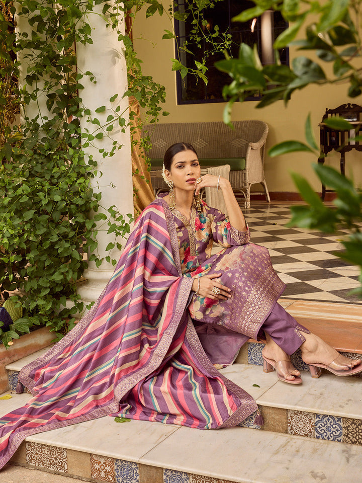Banarasi Embroidery Kurta With Pants &amp; Dupatta