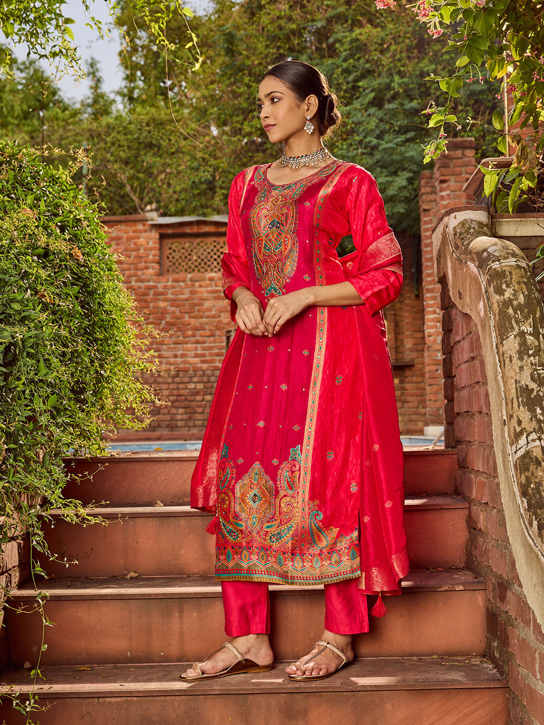 Banarasi Embroidery Kurta With Pants &amp; Dupatta