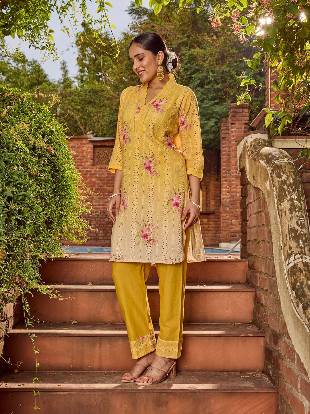 Floral Schiffli Work Cotton Blend Kurta With Pants