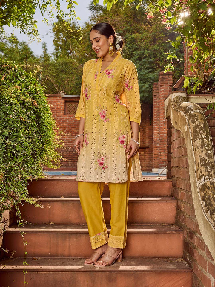 Floral Schiffli Work Cotton Blend Kurta With Pants