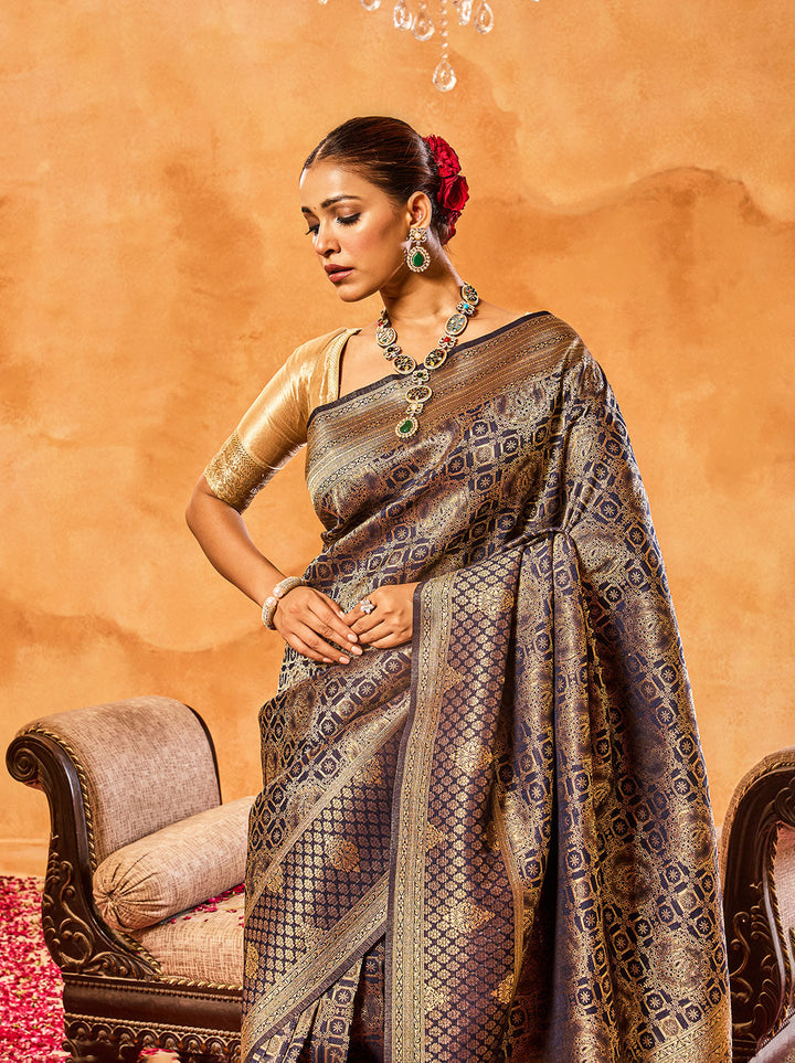 Zari Jaal Woven Crepe Saree