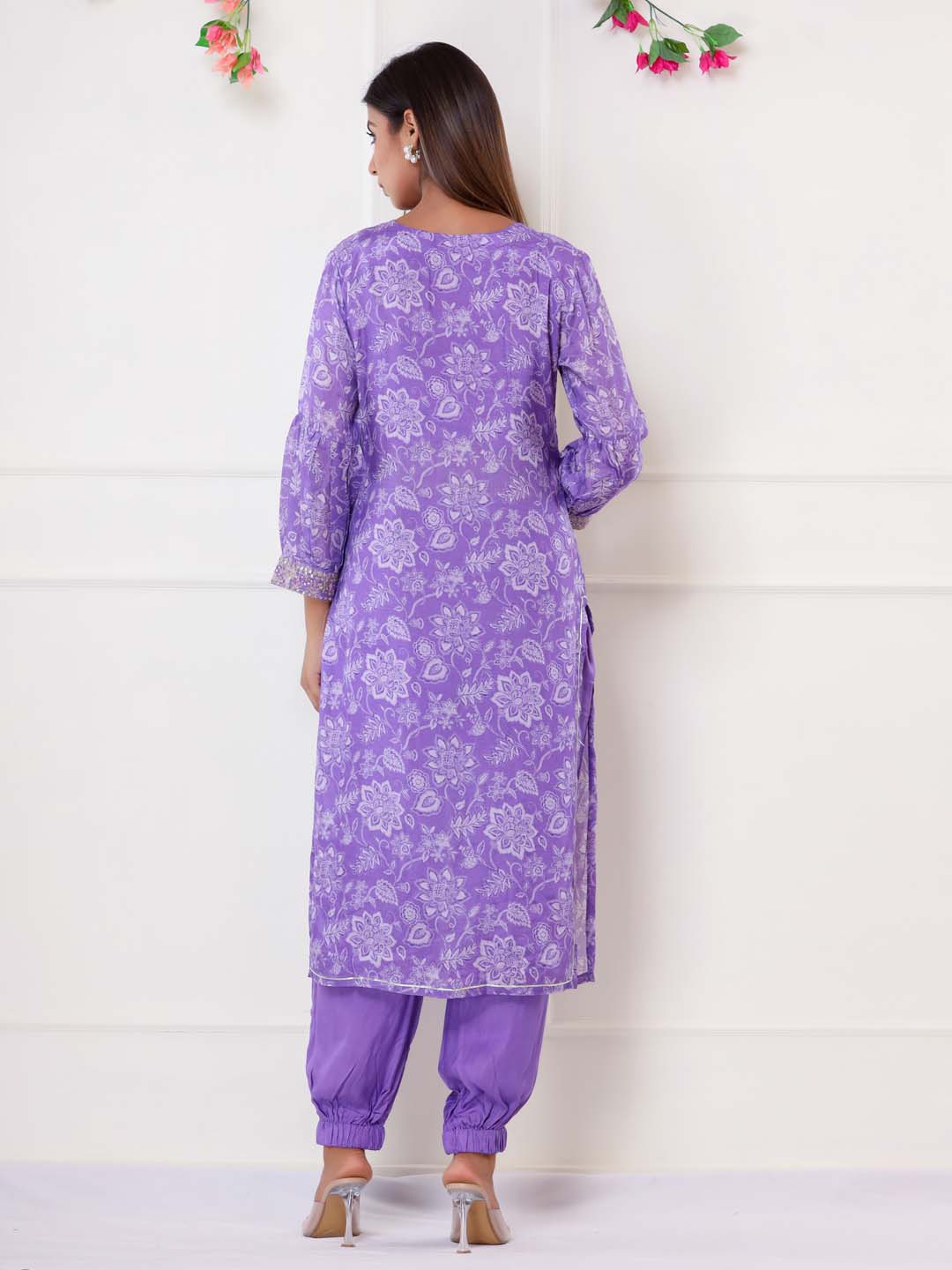 Floral Printed Muslin Kurta With Pants