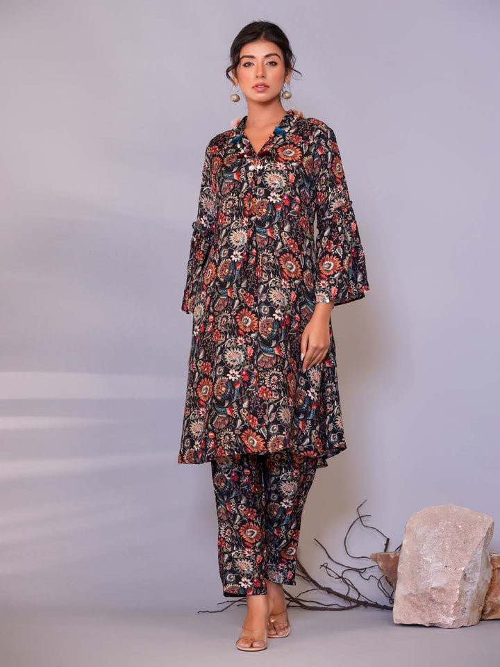 Floral Printed Muslin Kurta With Pants