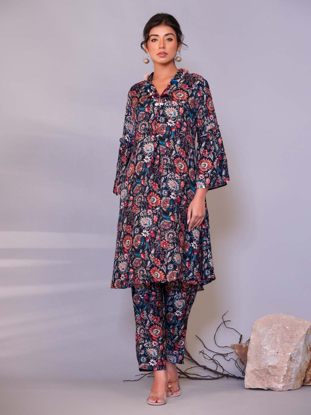 Floral Printed Muslin Kurta With Pants