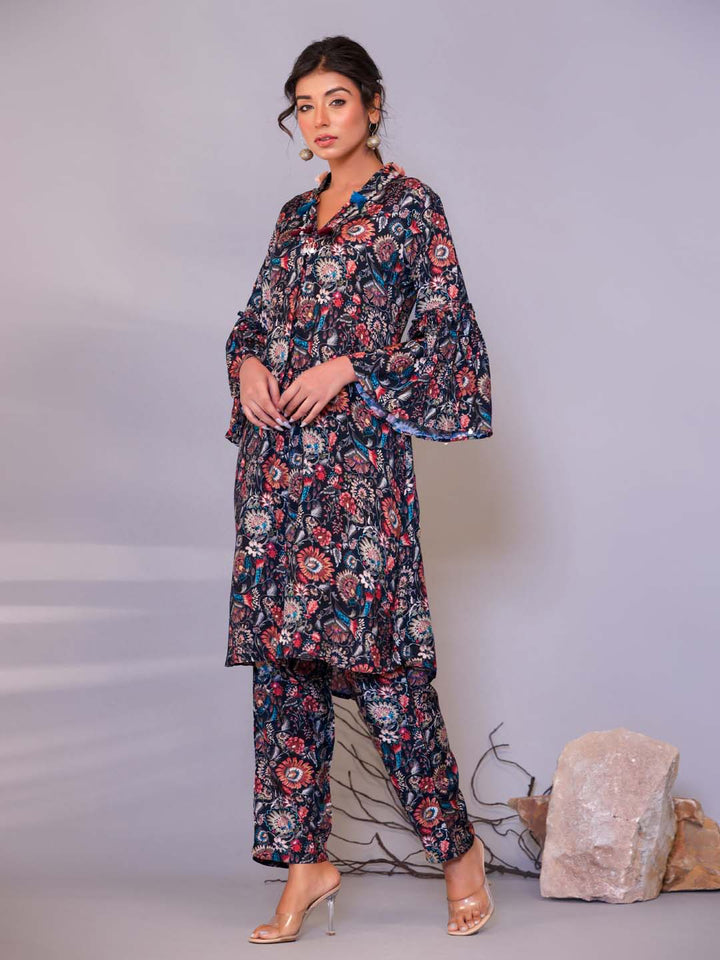 Floral Printed Muslin Kurta With Pants