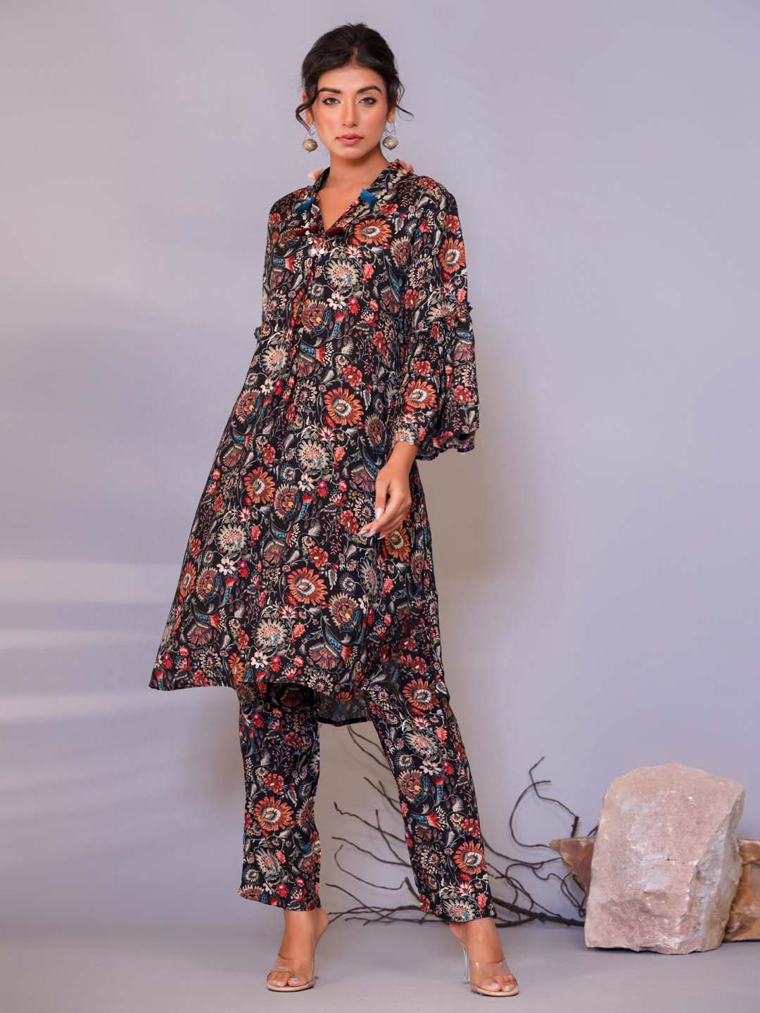Floral Printed Muslin Kurta With Pants