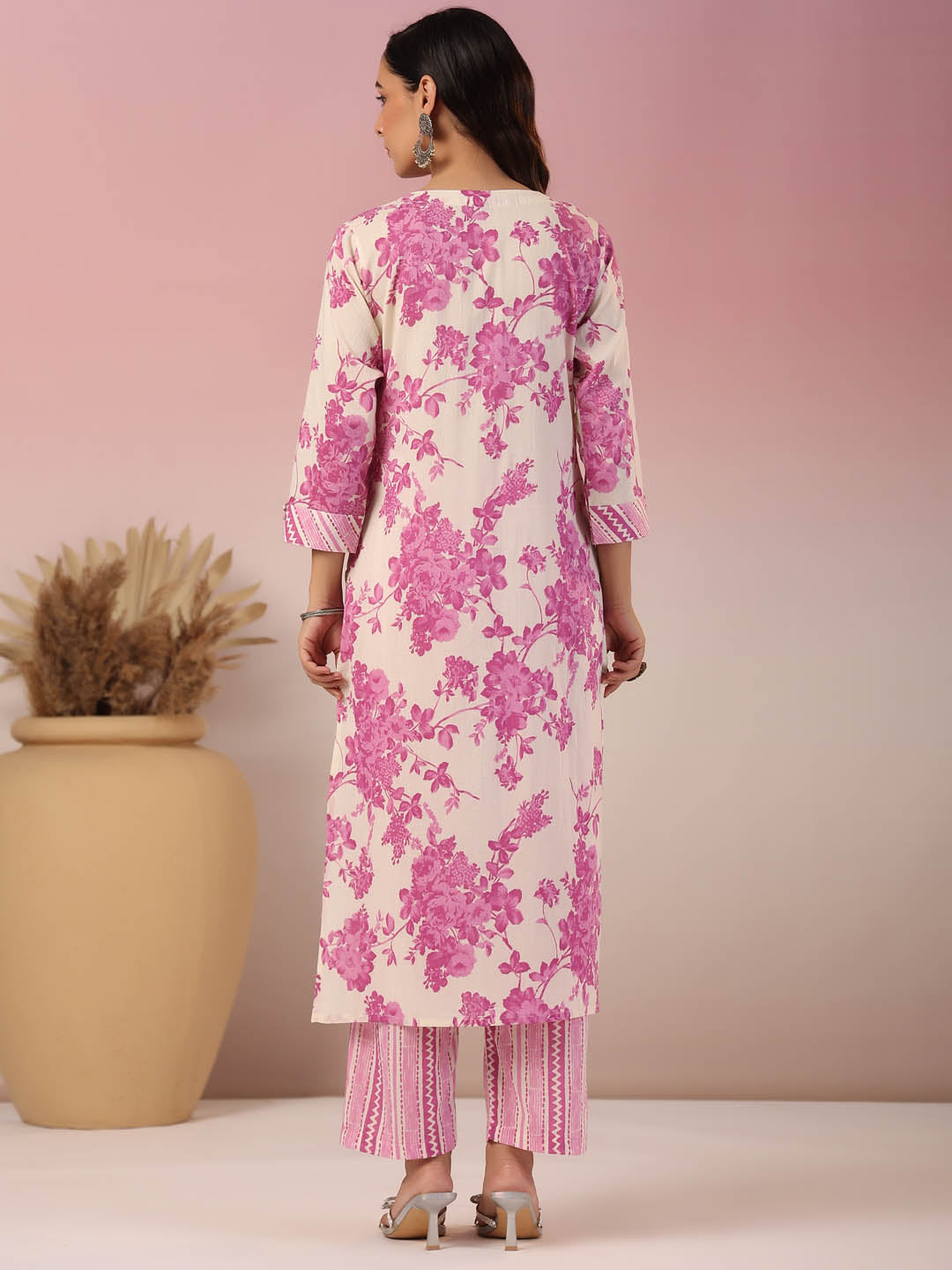 Floral Printed Cotton Kurta With Pants