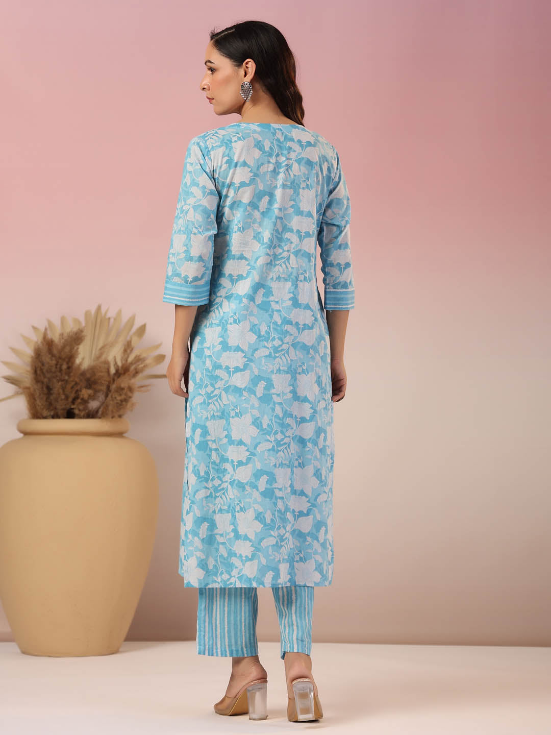 Floral Printed Cotton Kurta With Pants