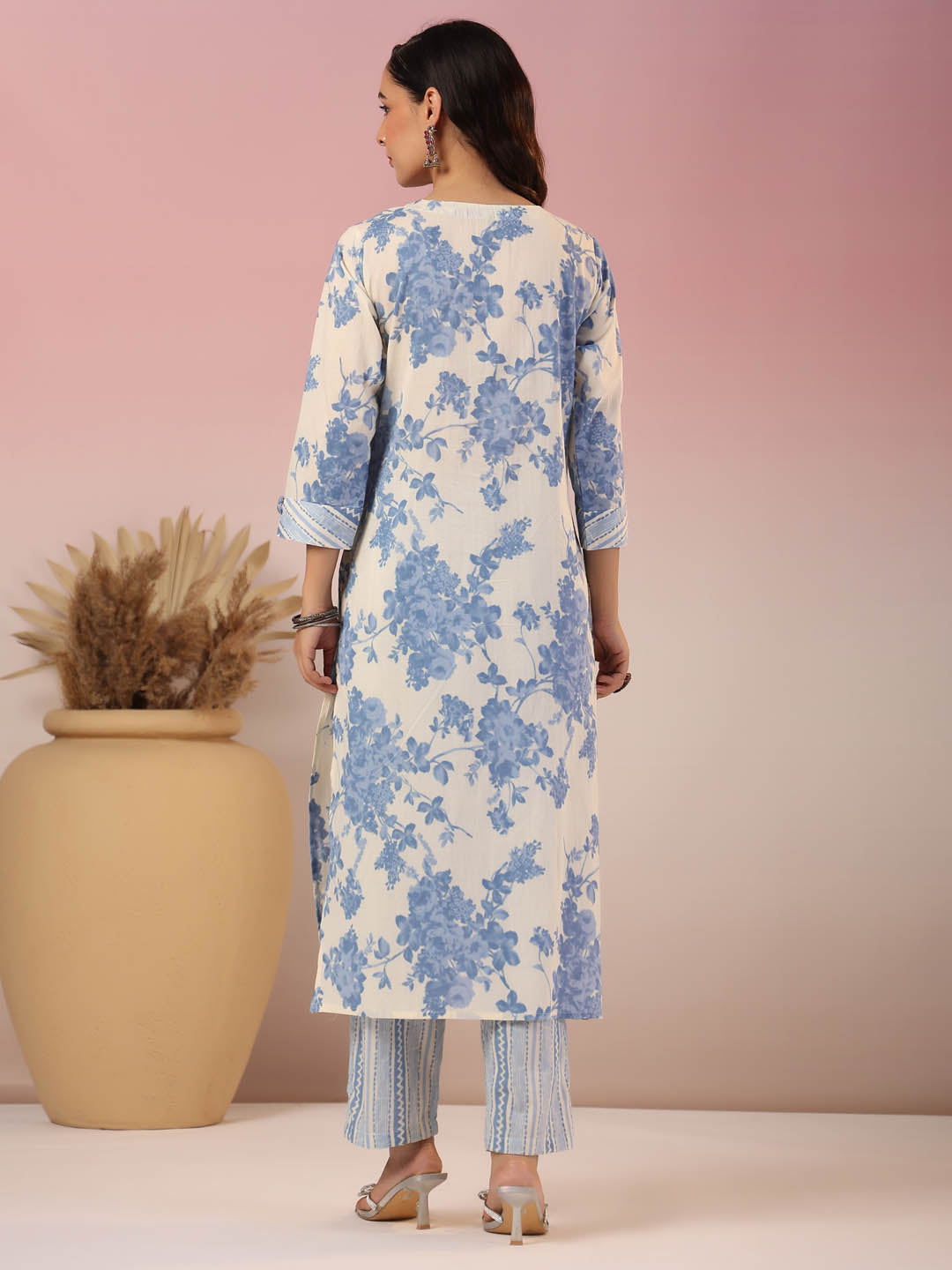 Floral Printed Cotton Kurta With Pants