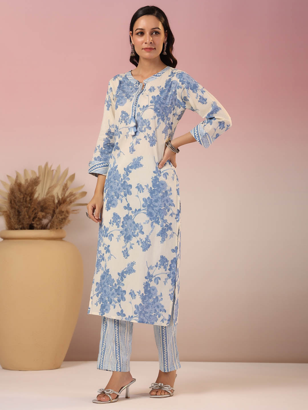 Floral Printed Cotton Kurta With Pants