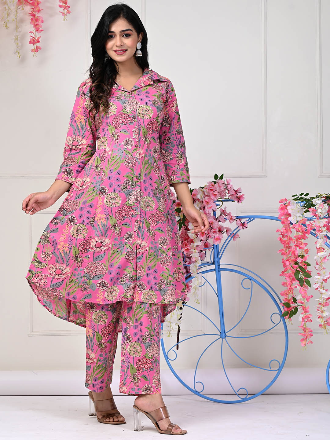 Floral Printed Cotton Kurta With Pants