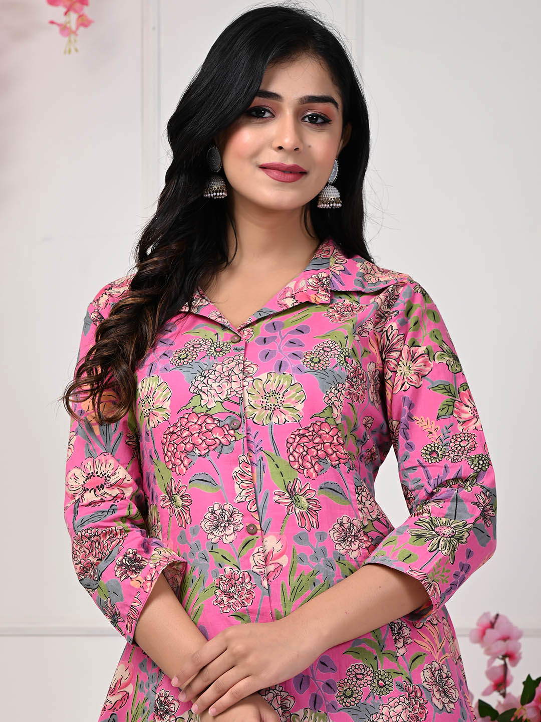 Floral Printed Cotton Kurta With Pants