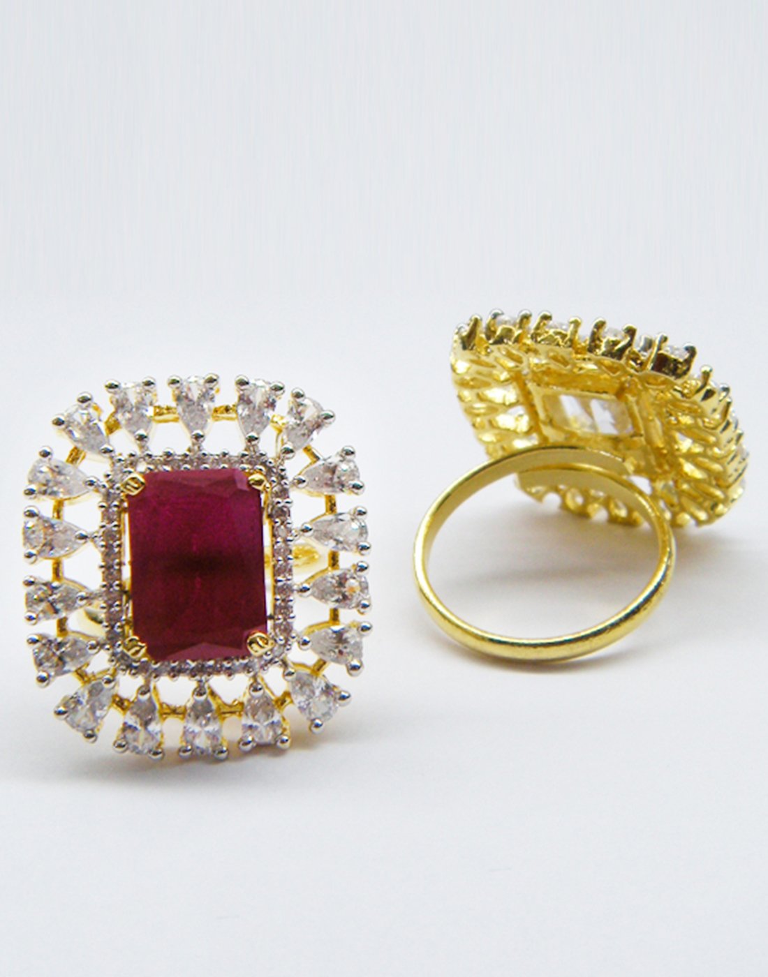 MBZ Meena Bazaar-Beautiful Gold Plated Ring