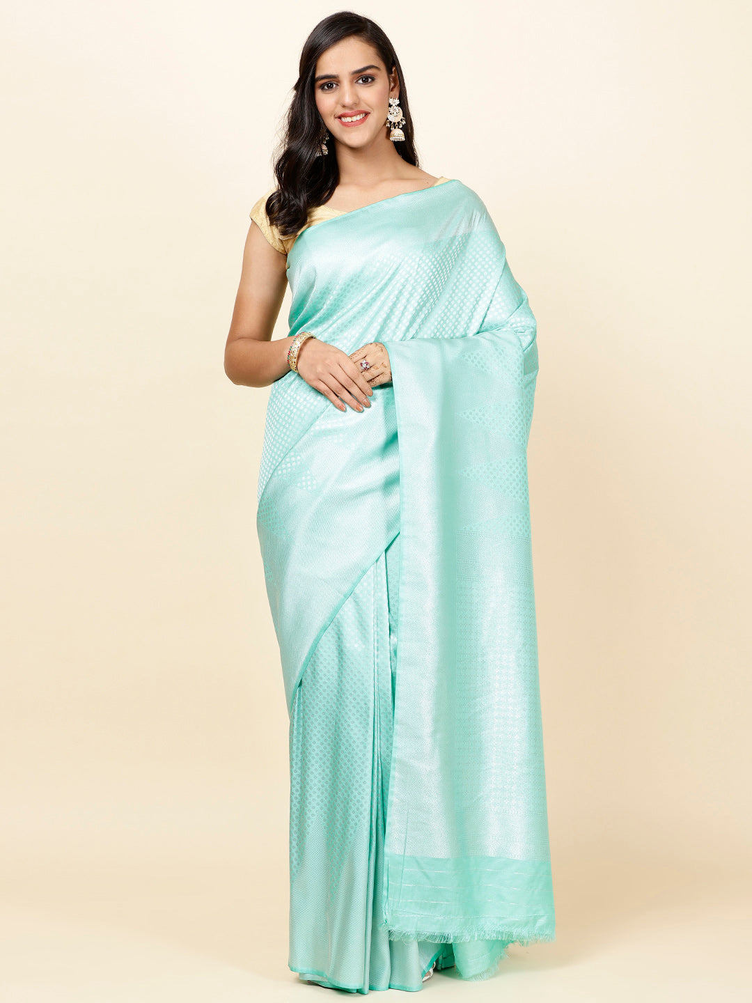 Plain Zari Border Woven Handloom Saree