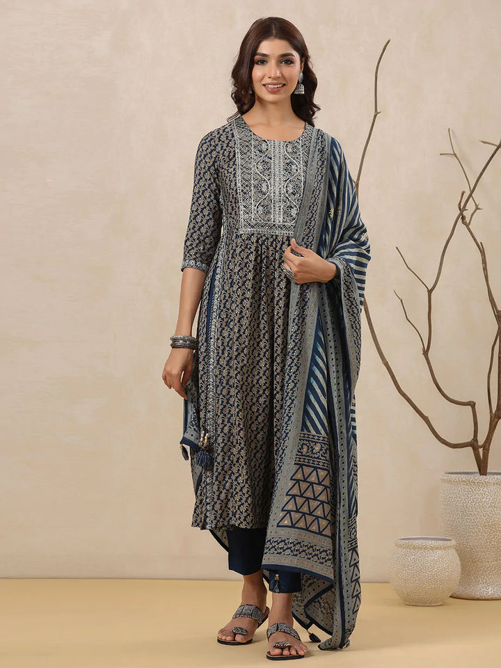 Neck Embroidered Muslin Kurta With Pants &amp; Dupatta
