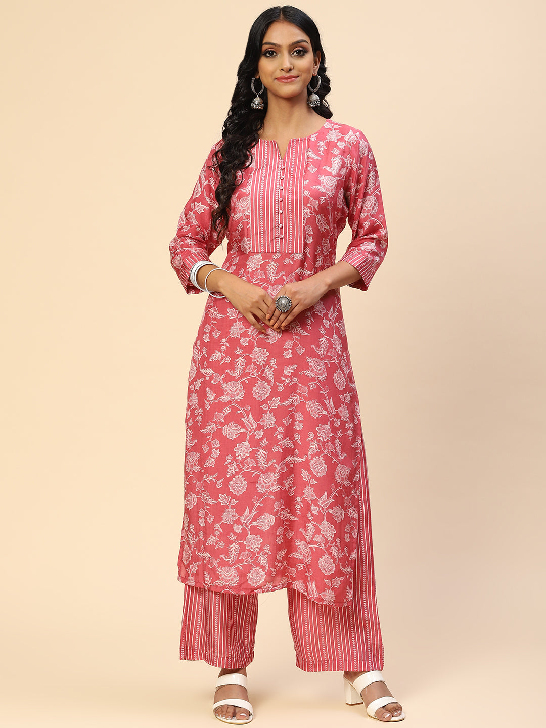 Floral Printed Muslin Kurta With Pants
