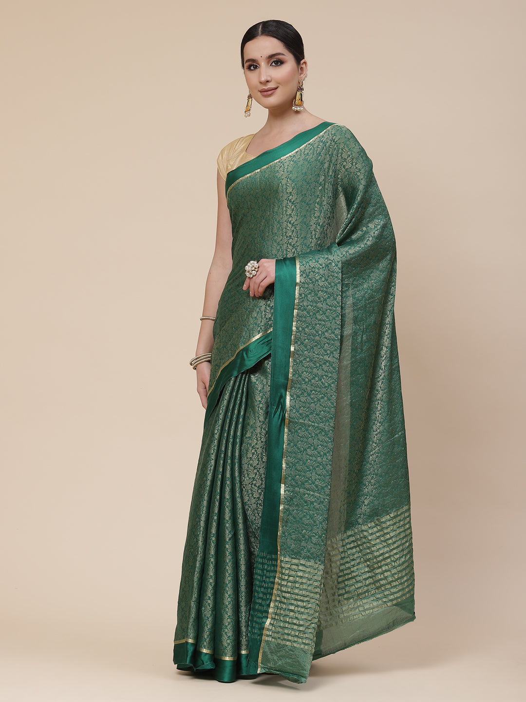 Light Brocade Georgette Plain Saree