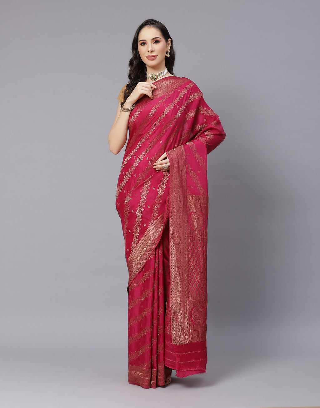 Beautiful Antique Zari Jaal Crepe Saree