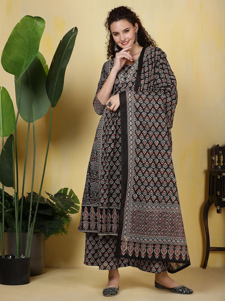 Printed Cotton Blend Kurta With Pants &amp; Dupatta