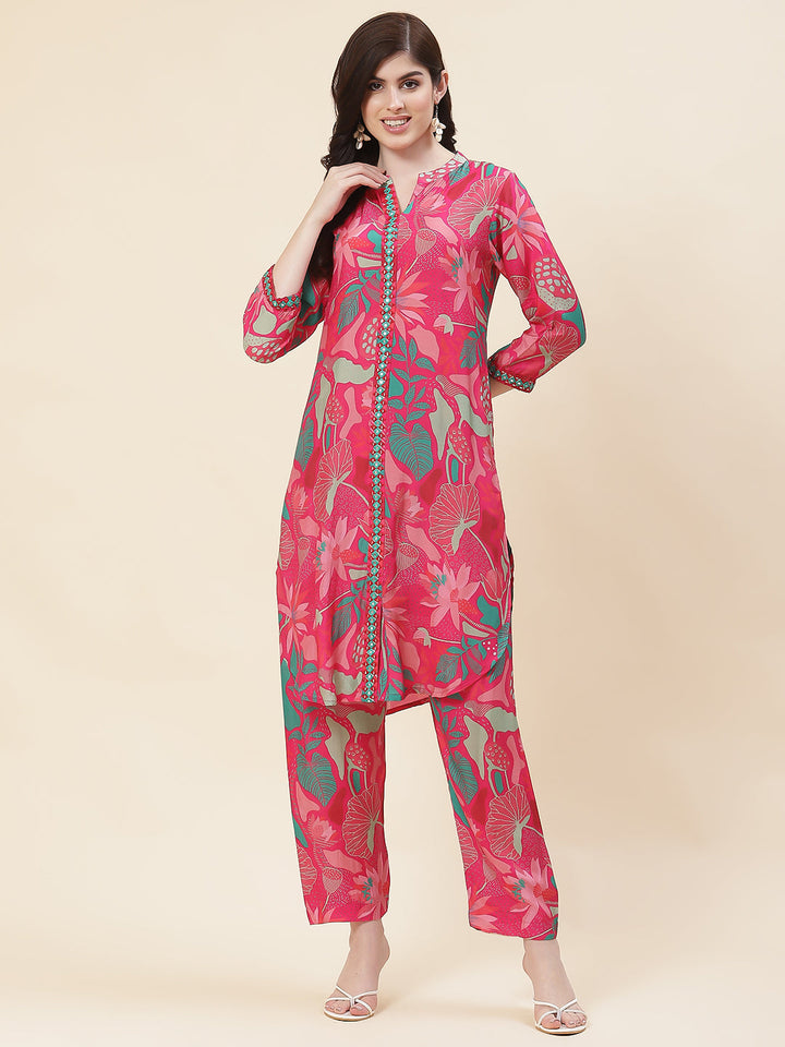 Floral Printed Muslin Kurta With Pants