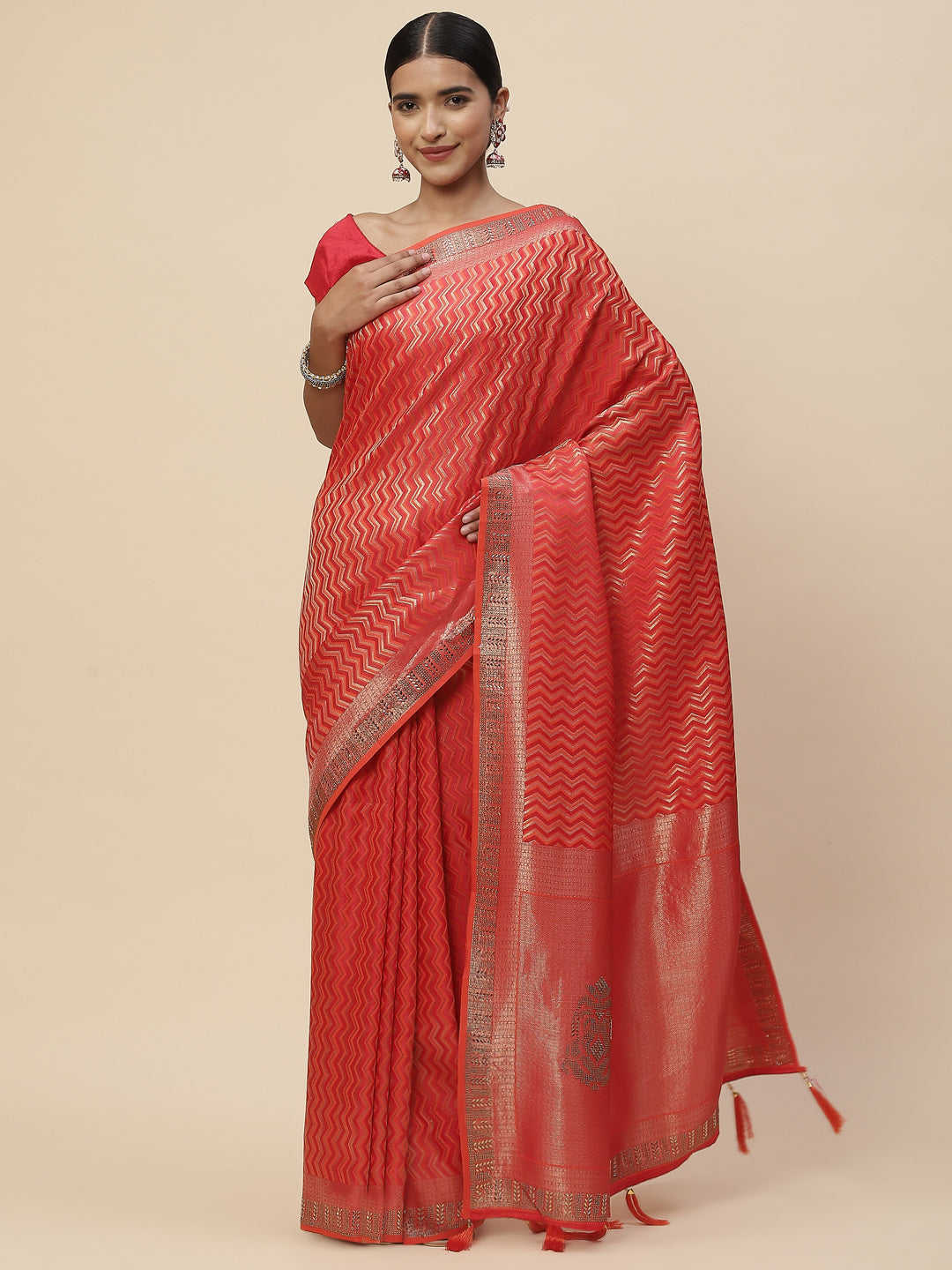 Zari Jaal Handloom Woven Saree