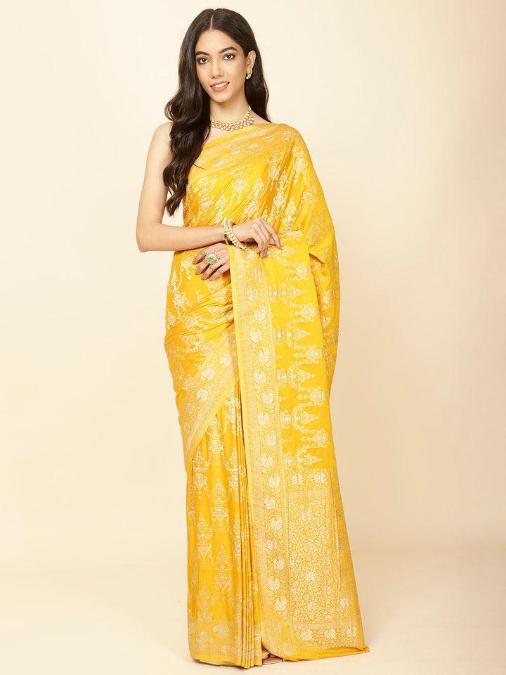 Zari Jaal Woven Crepe Saree