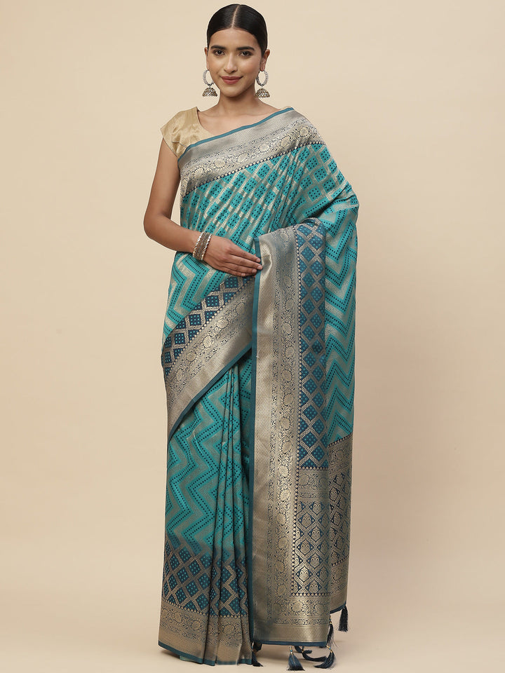 Zari Jaal Handloom Woven Saree