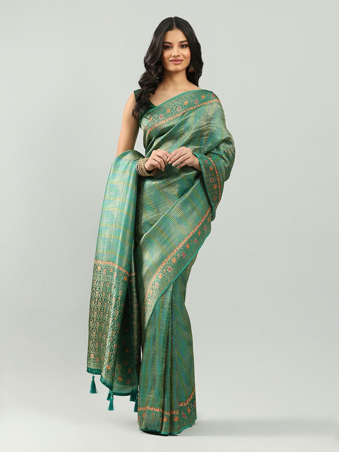 Zari Jaal Georgette Woven Saree