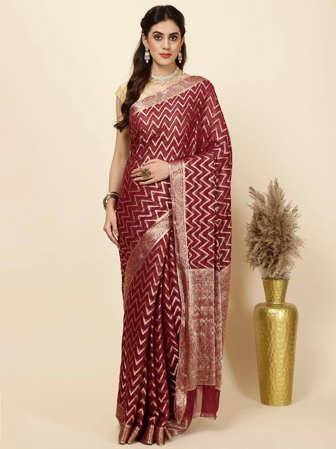 Zari Jaal Woven Chiffon Saree