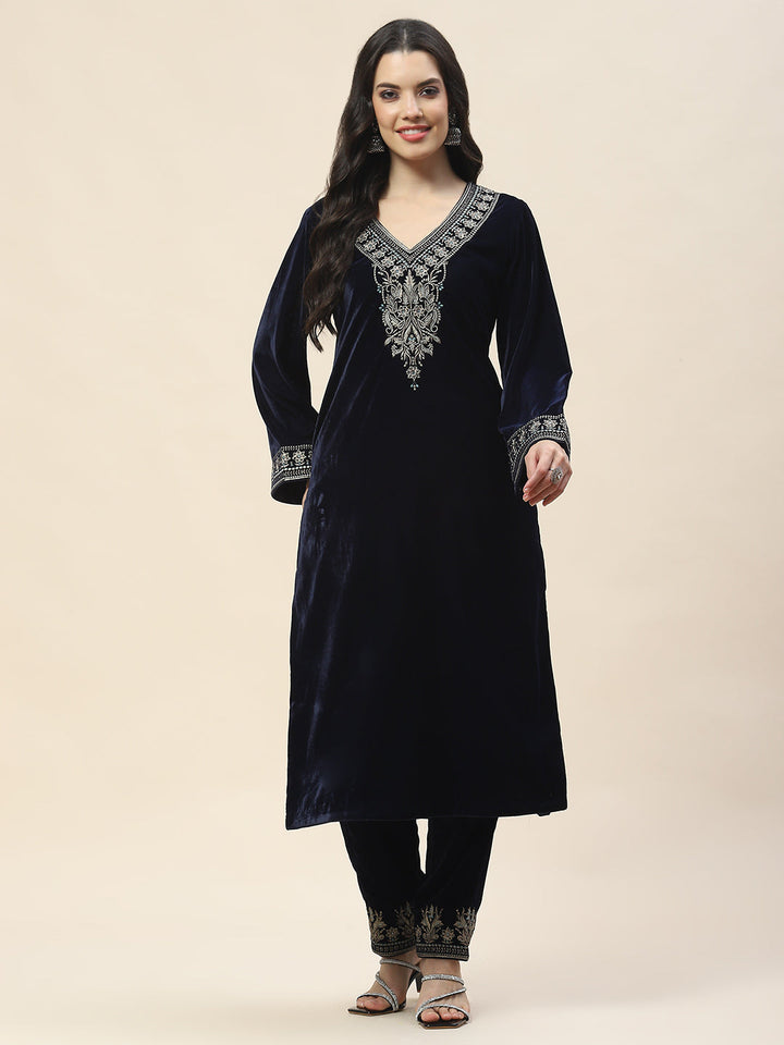 Neck Embroidered Velvet Kurta With Pants