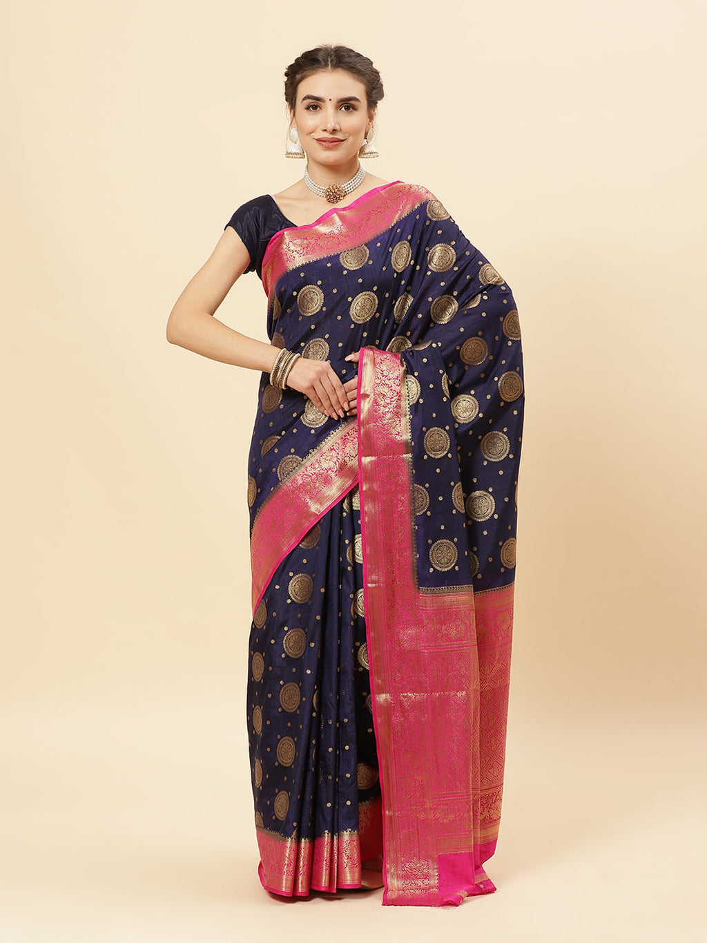 Art Handloom Saree with Zari Border Booti