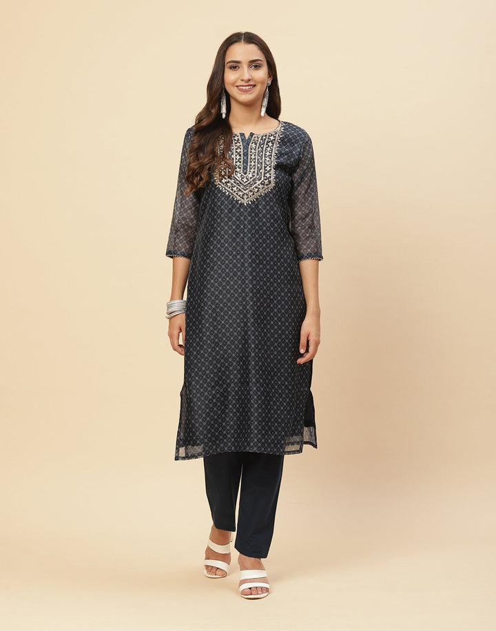 Embroidered Cotton Kurti With Pant