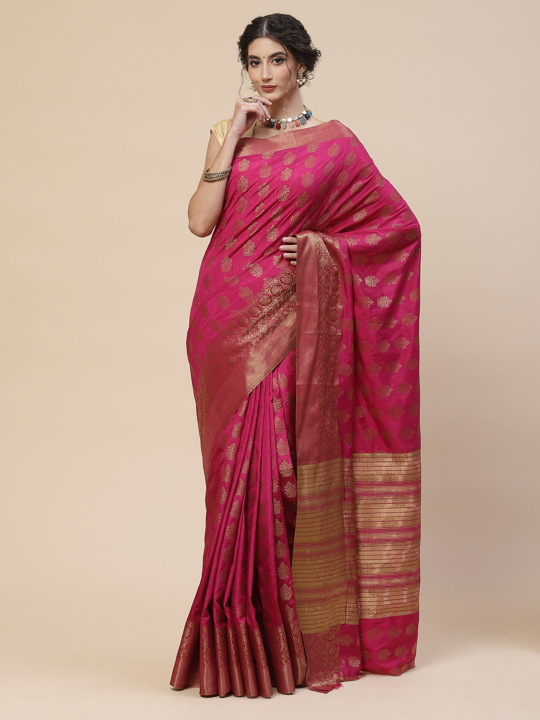 Zari Border Booti Art Handloom Woven Saree