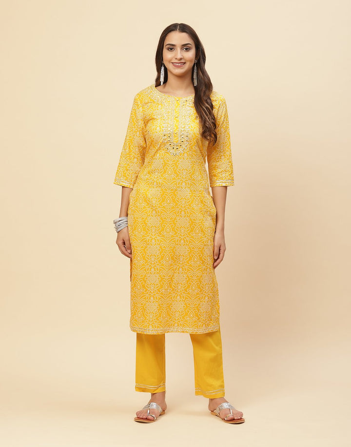 Embroidered Cotton Kurti With Pant