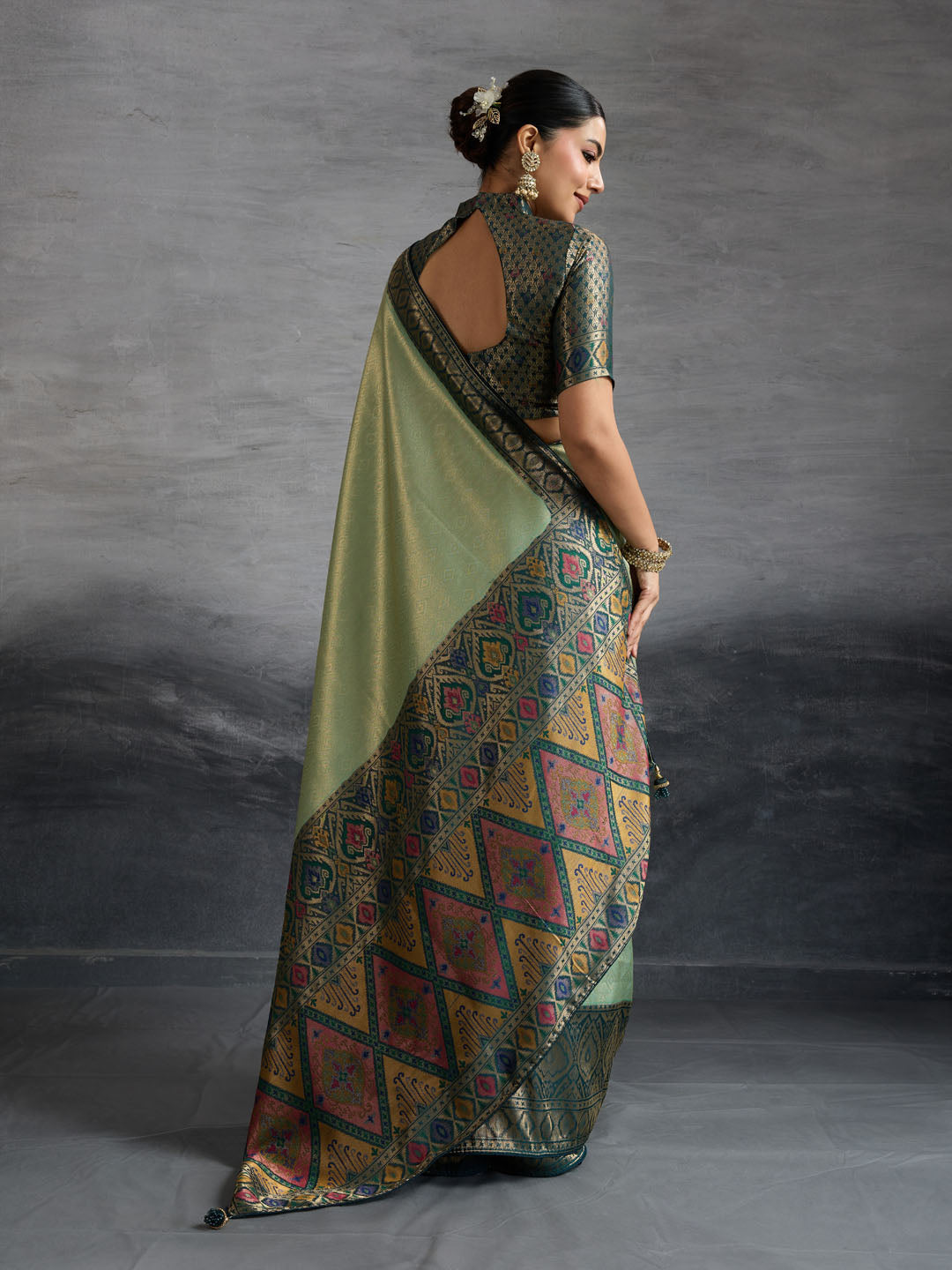 Woven Design Kanjivaram Silk Saree