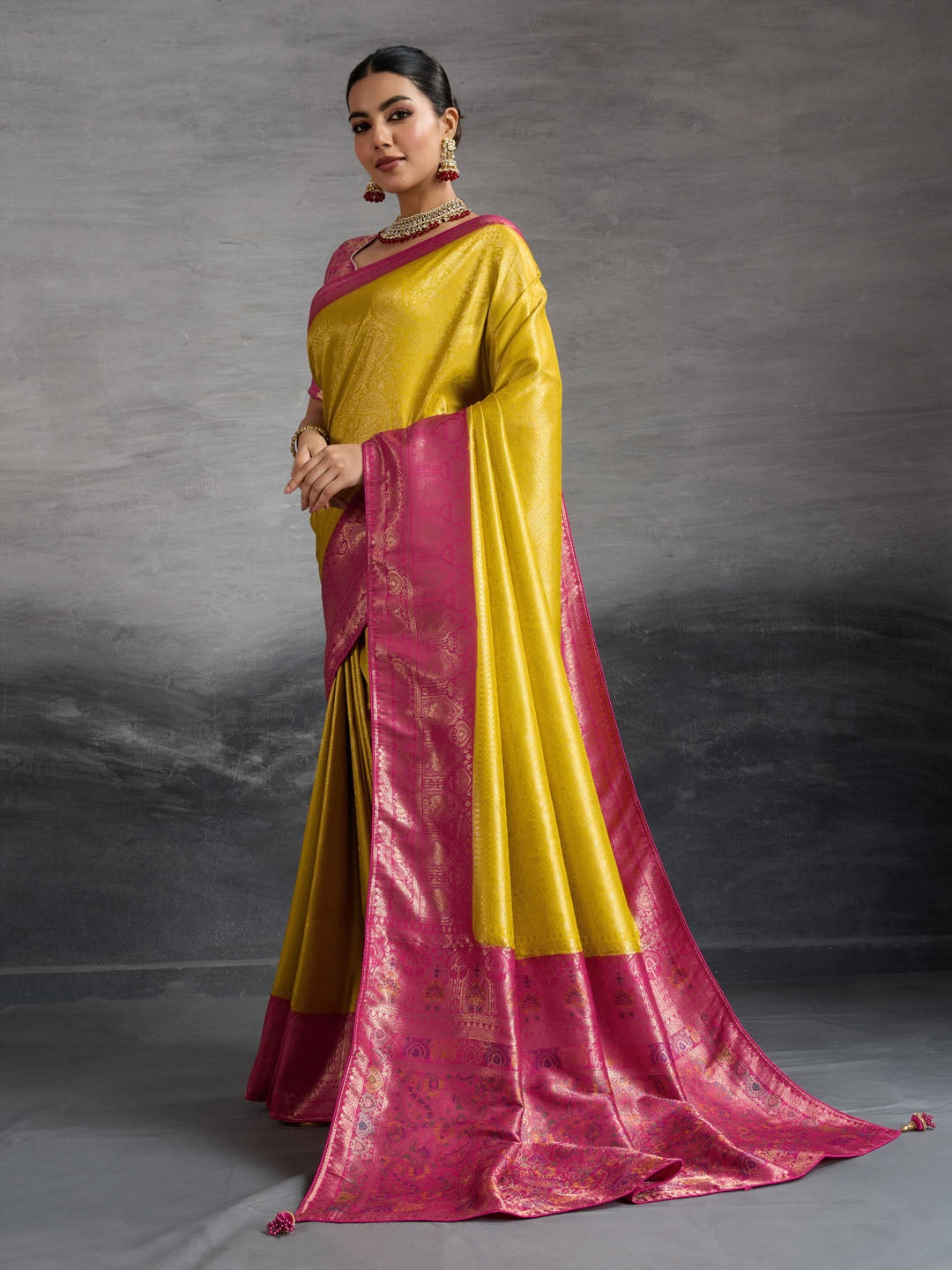 Woven Design Kanjivaram Silk Saree