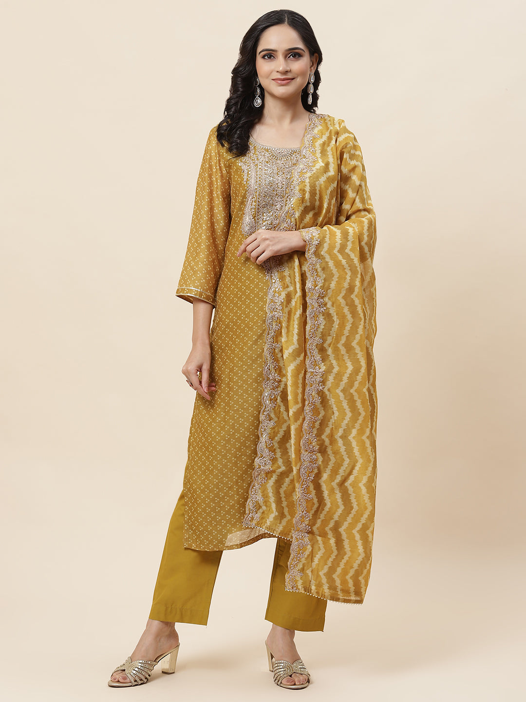 Bandhani Printed Chanderi Kurta With Pants & Dupatta