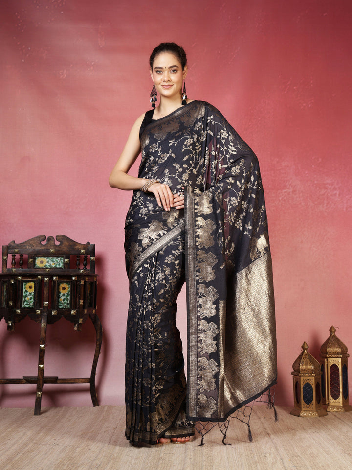 Embroidered Crepe Saree