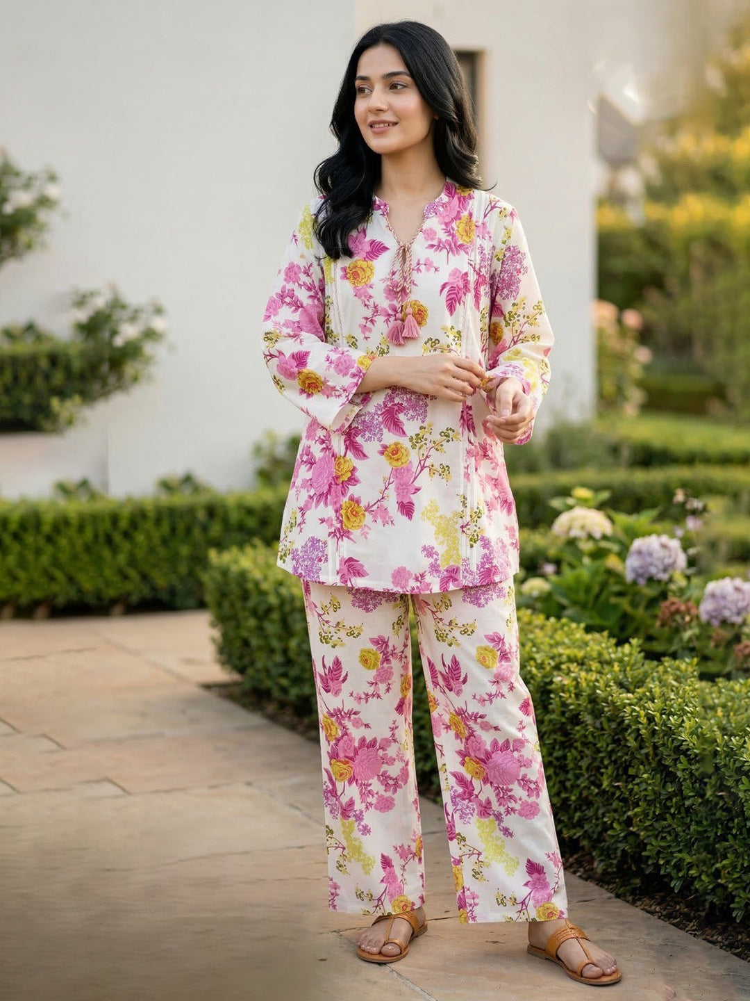 Printed Cotton Blend Kurta With Pant