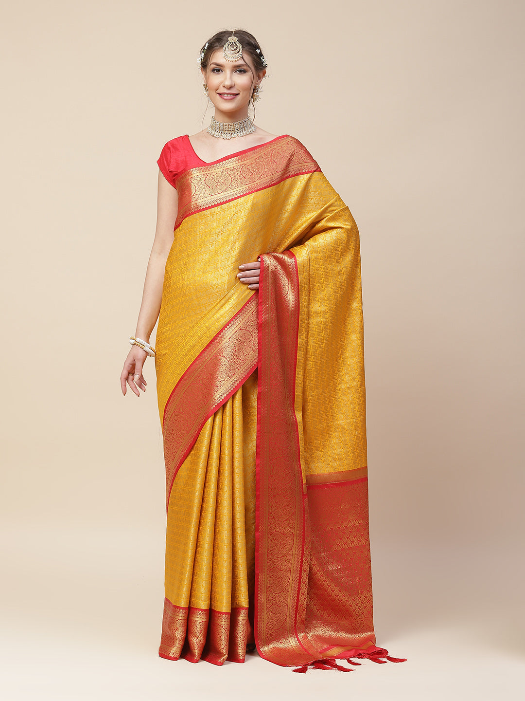 Zari Border Booti Art Handloom Woven Saree