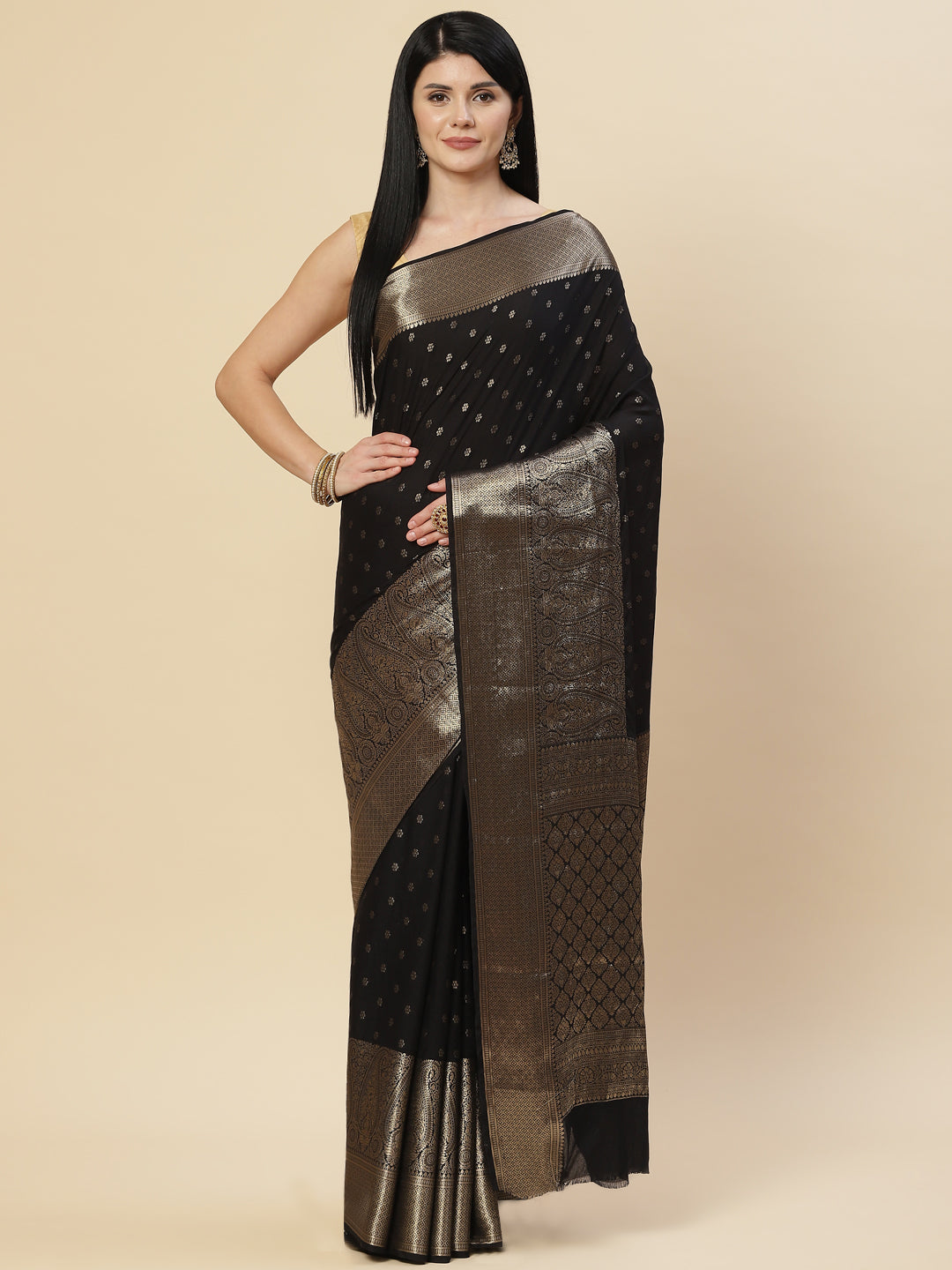Zari Booti Crepe Plain Saree