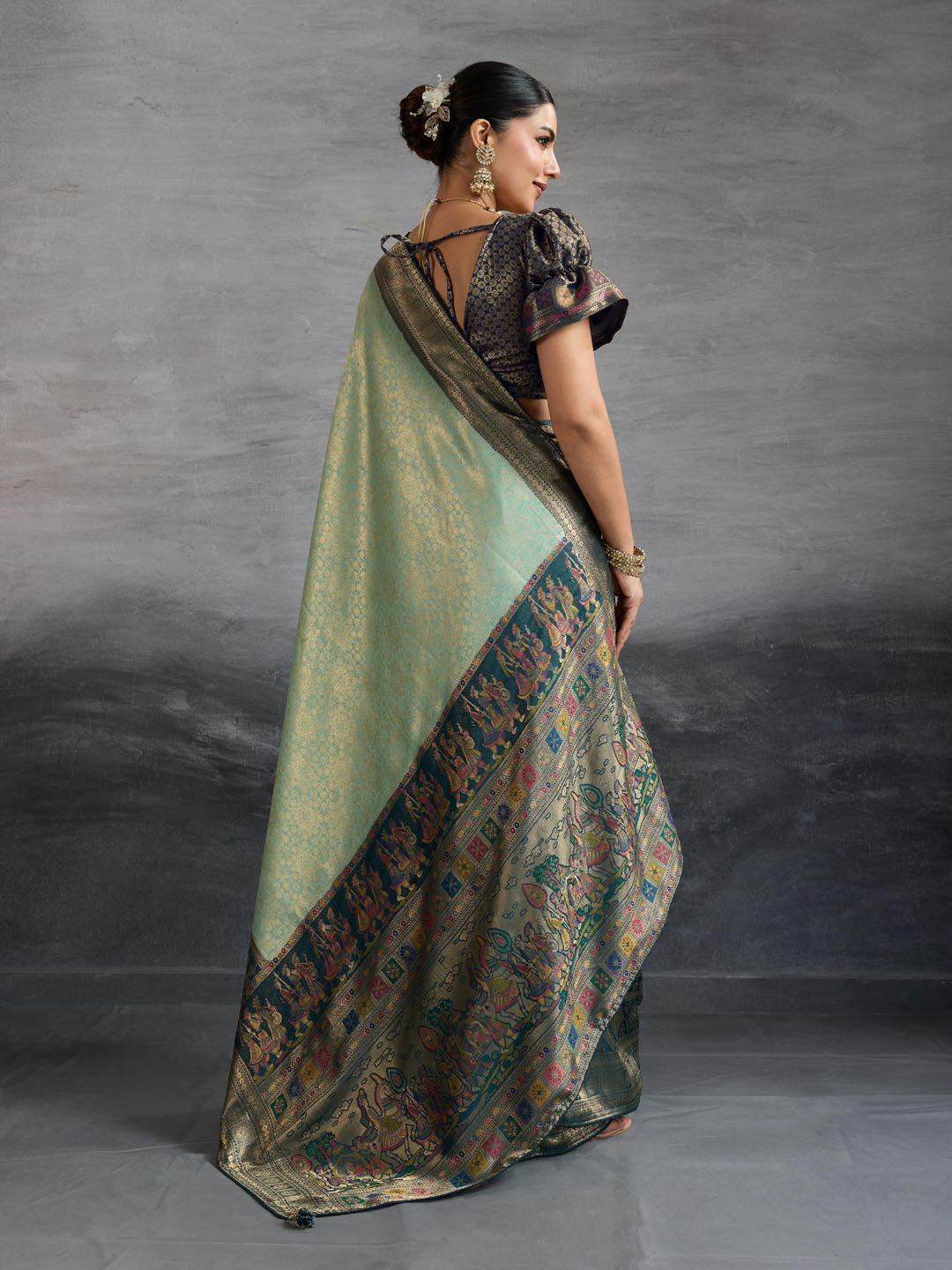 Woven Design Kanjivaram Silk Saree