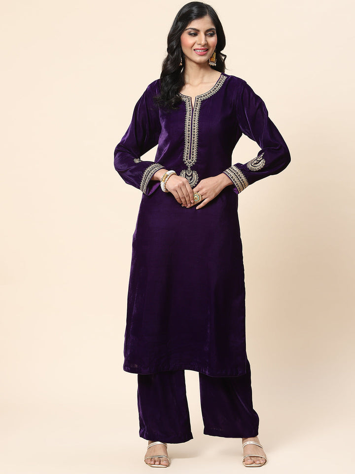 Zari Embroidered Velvet Kurta With Palazzo