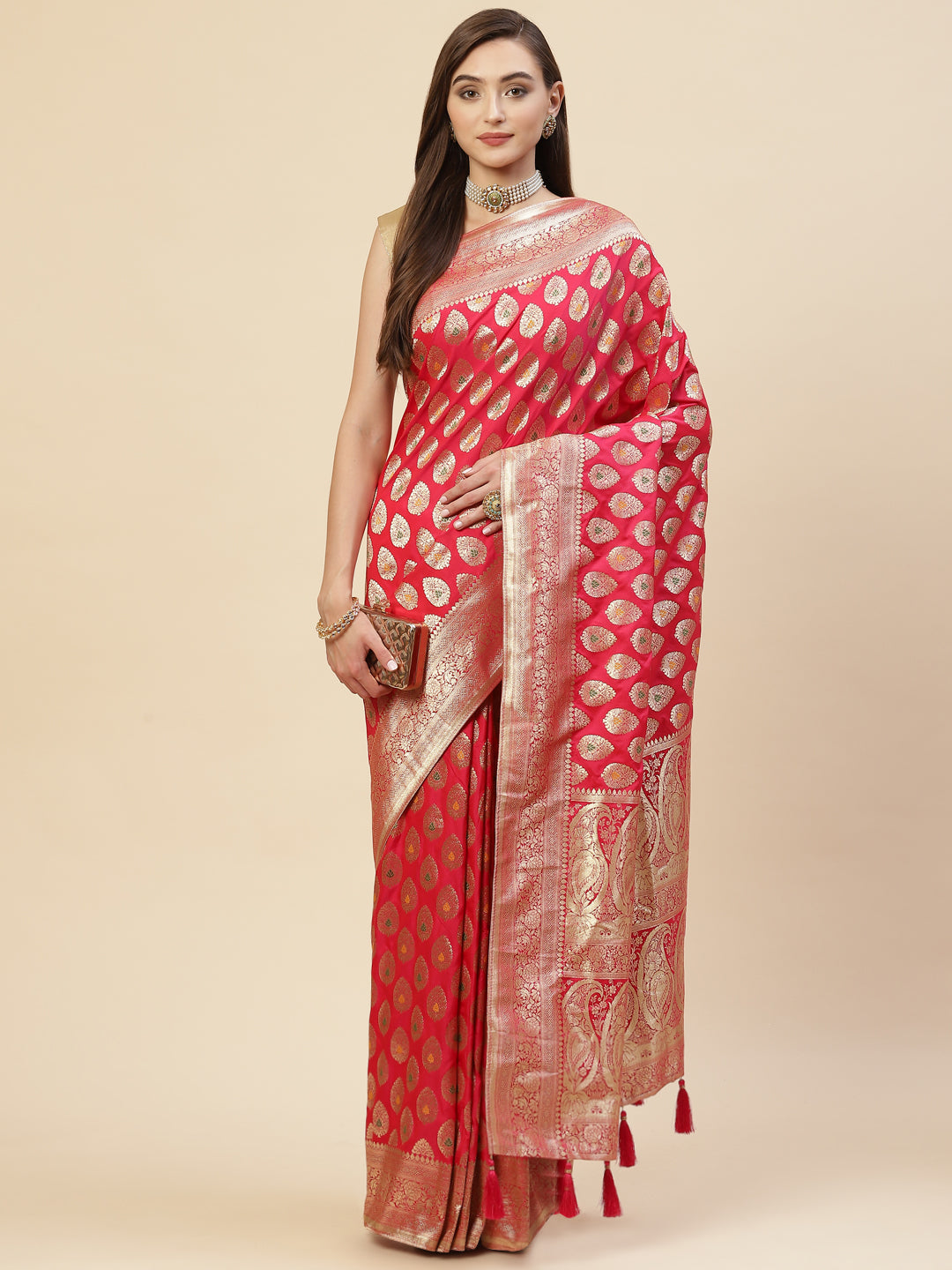 Zari Border Booti Handloom Woven Saree