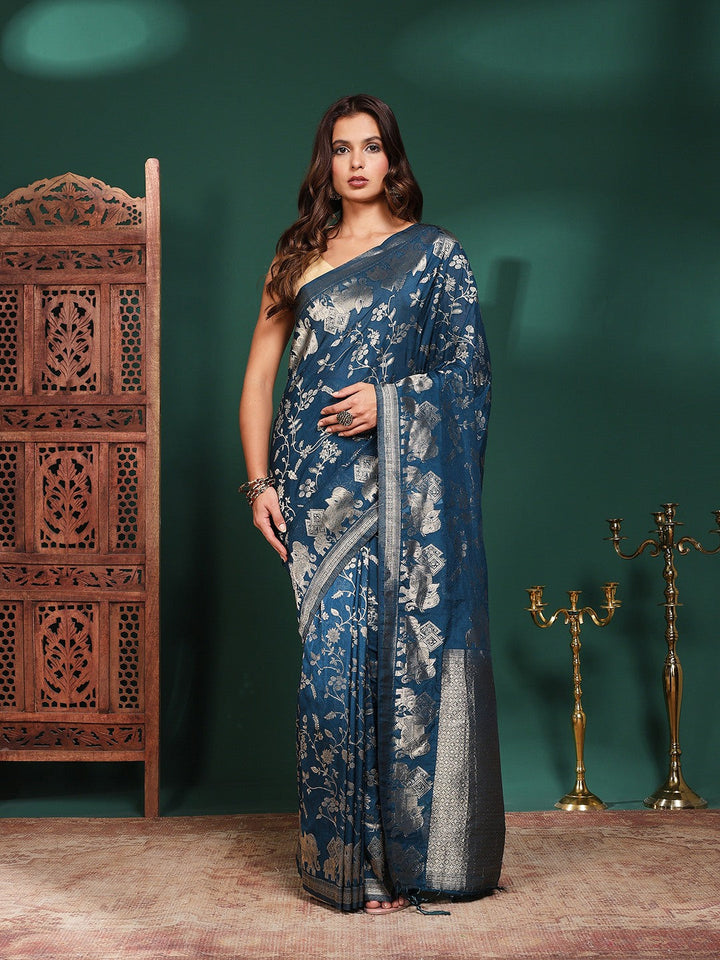 Plain Crepe Saree