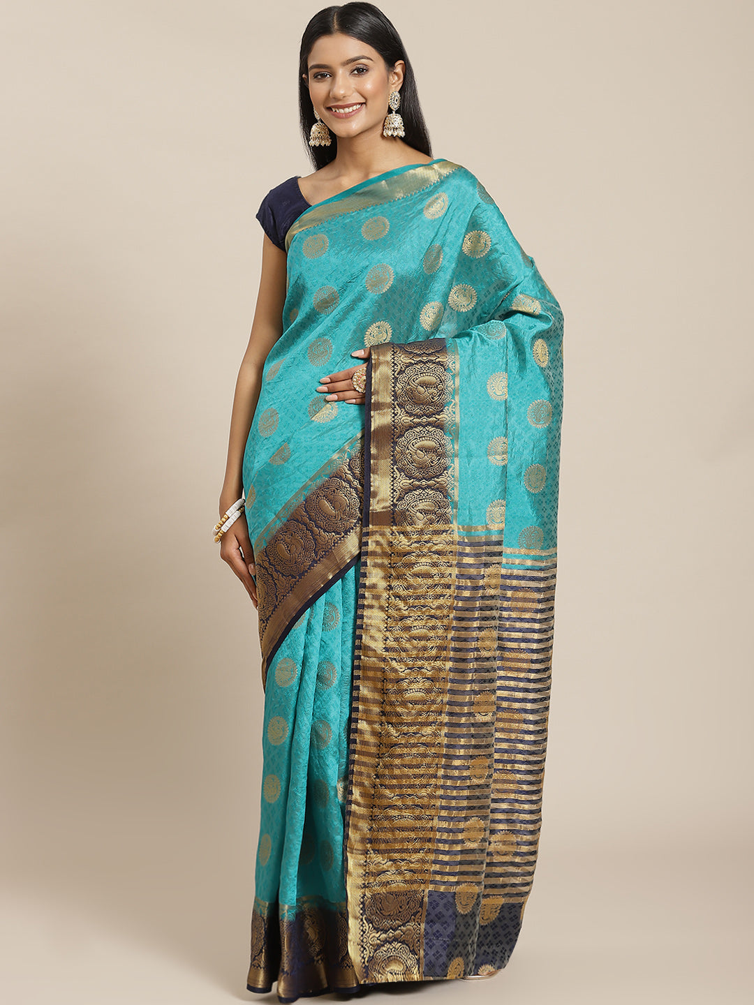 Zari Border Booti Art Handloom Woven Saree