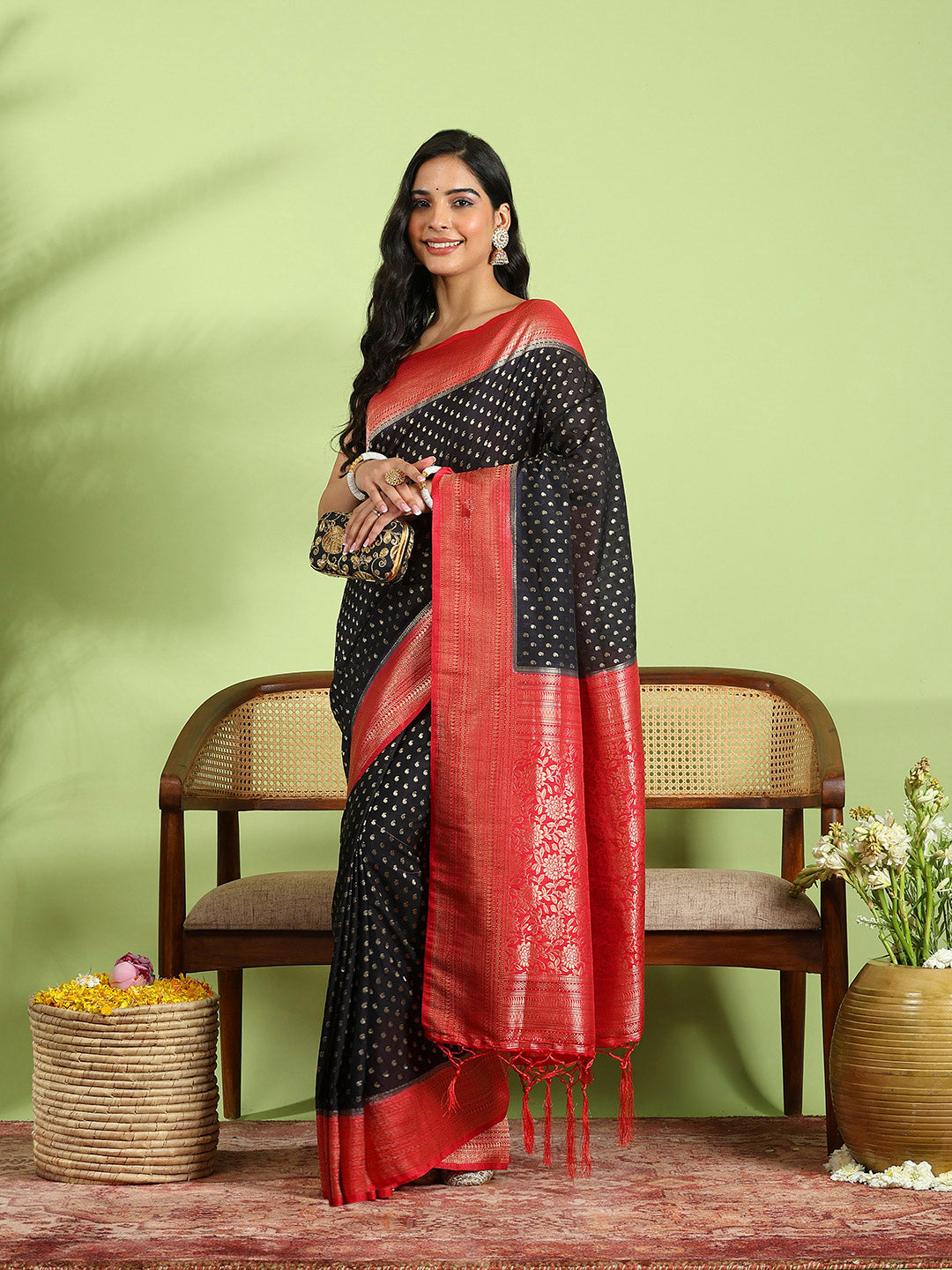 Plain Crepe Saree